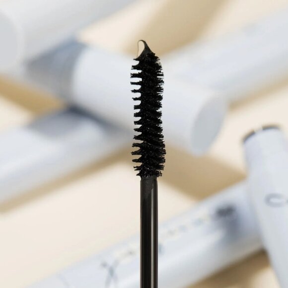 ✨ NEW Jazmine Beauty Luxe Lash Volumizing Mascara - ✨ - Picture 3 of 4